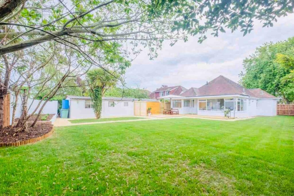 Gorgeous Luxury Chalet, New Forest & Coast & Hordle المظهر الخارجي الصورة