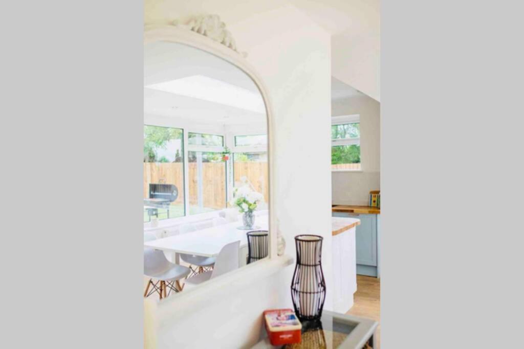Gorgeous Luxury Chalet, New Forest & Coast & Hordle المظهر الخارجي الصورة